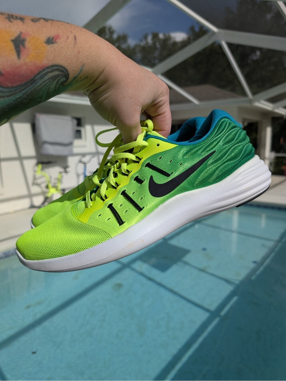 Nike Lunarstelos Men's Running Shoes Size 10 Hi-Viz Volt Rio Green 844591-700